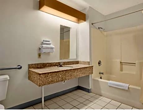 Single Room - Disability Access