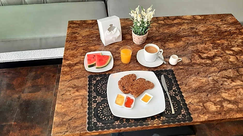 Happy Beach Jomtien Guesthouse