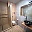 Apartamenty Katowice by Lantier - Swimming Pool Zone