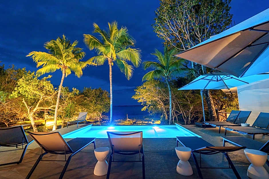 Azulea Bacalar Hotel & Spa - Lagoon Front