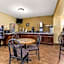 Econo Lodge Inn & Suites Yankton