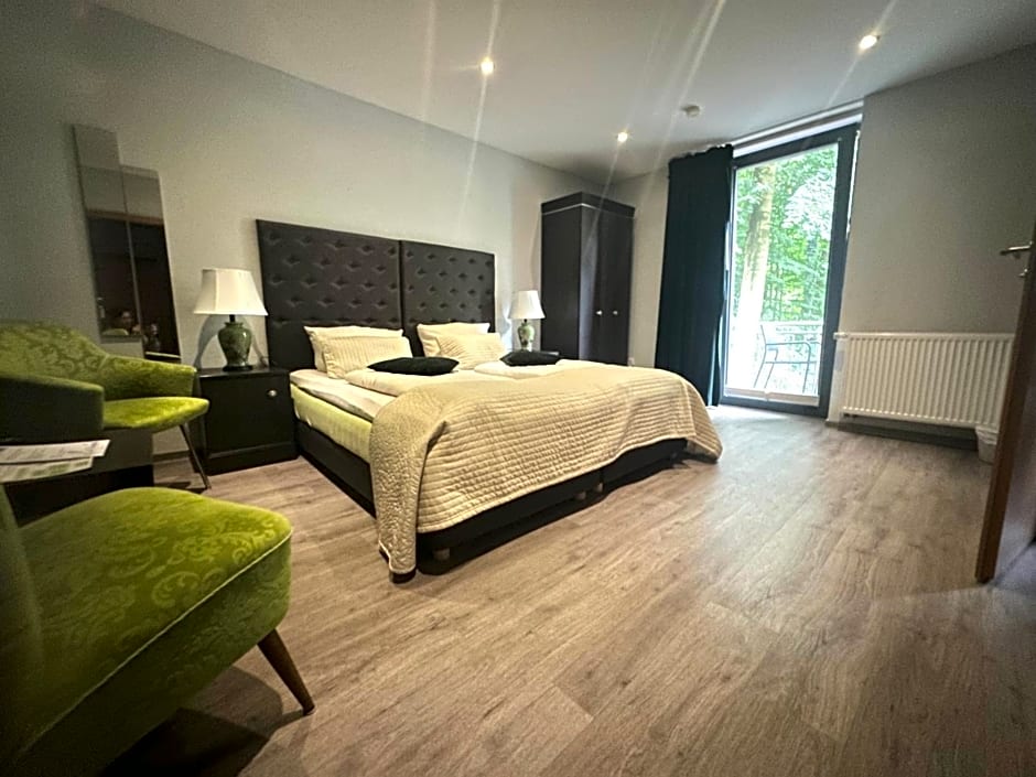 Nella Parkhotel
