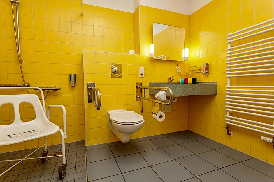 Hotel Mit-Mensch