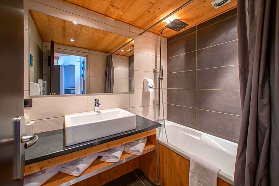 Chalet-Hôtel Les Rhodos