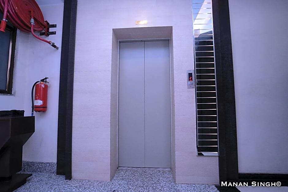 Hotel Samrat, Jabalpur