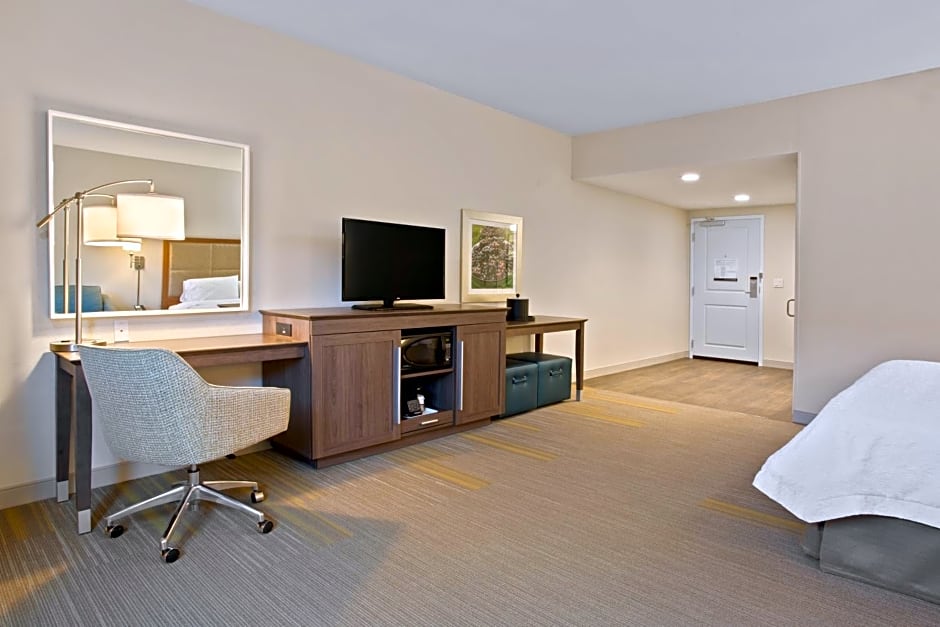 Hampton Inn & Suites- Seattle Woodinville Wa