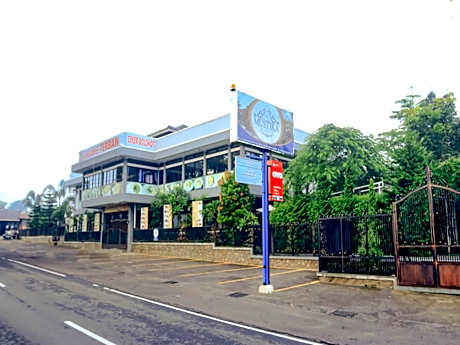 OYO 2868 Mustika Villa