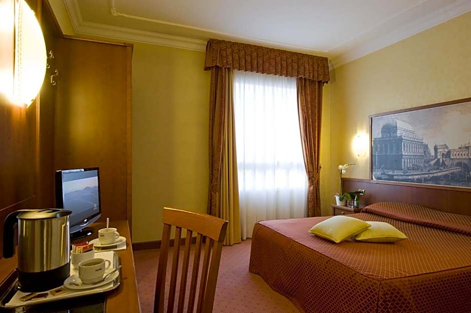Hotel President