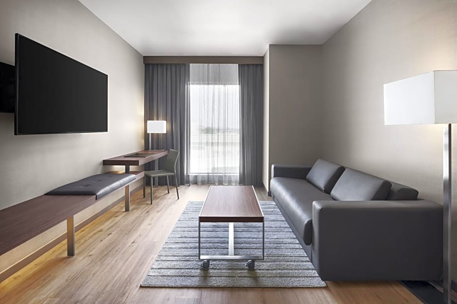 AC Hotel by Marriott Lansing University Area
