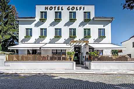 Hotel Golfi