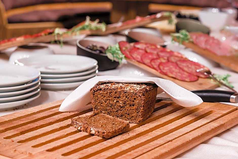 Hotel Pinzgauerhof - Inclusive Evening Dinner