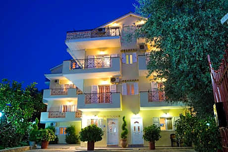 Pansion Filoxenia Apartments & Studios