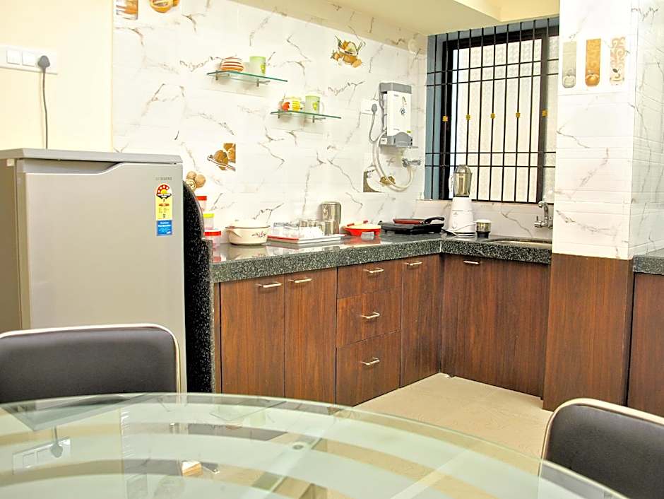 Aditi Comforts Service Apartment