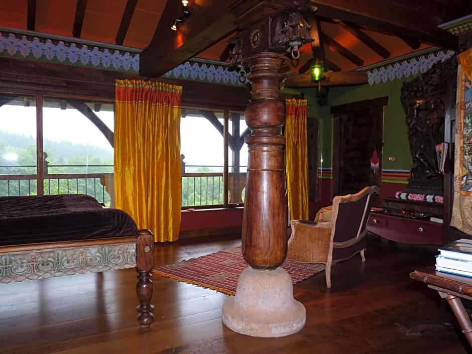 Les Folies de la Serve