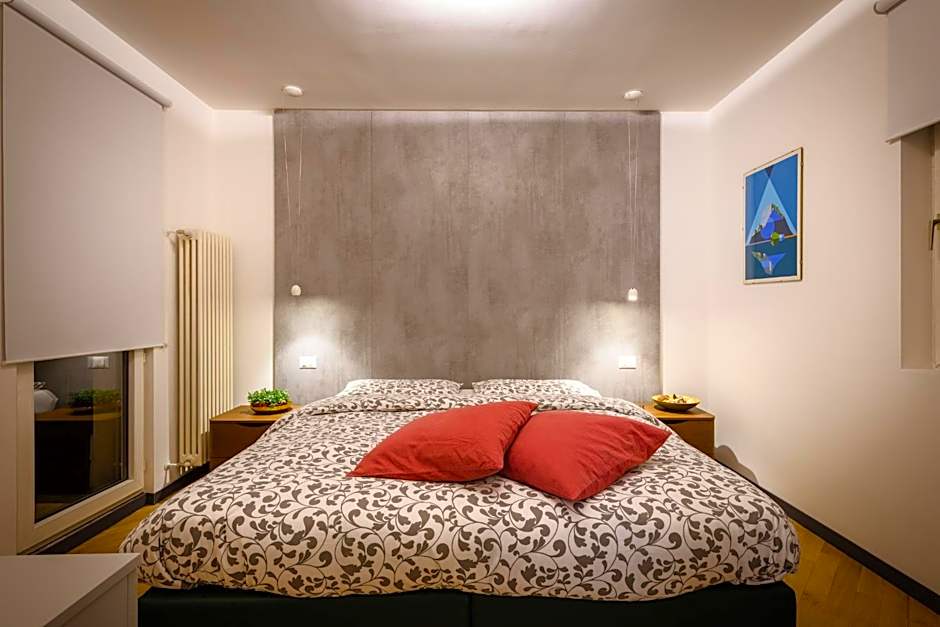 Eco Rooms&Breakfast Tirano