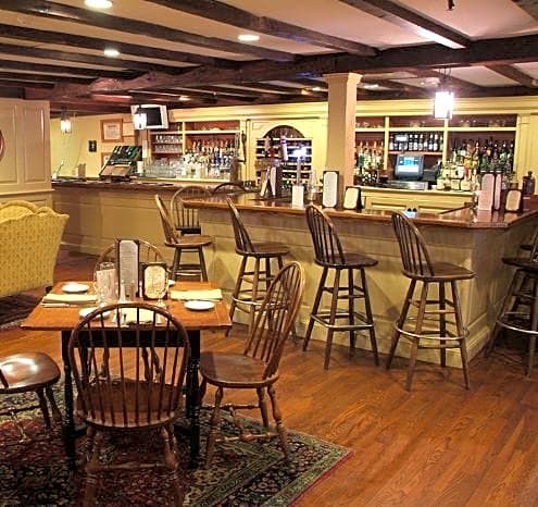Publick House Historic Inn and Country Motor Lodge