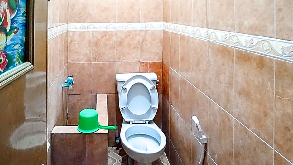 Villa Al Barokah Syariah Family Mitra RedDoorz near Sarangan Lake