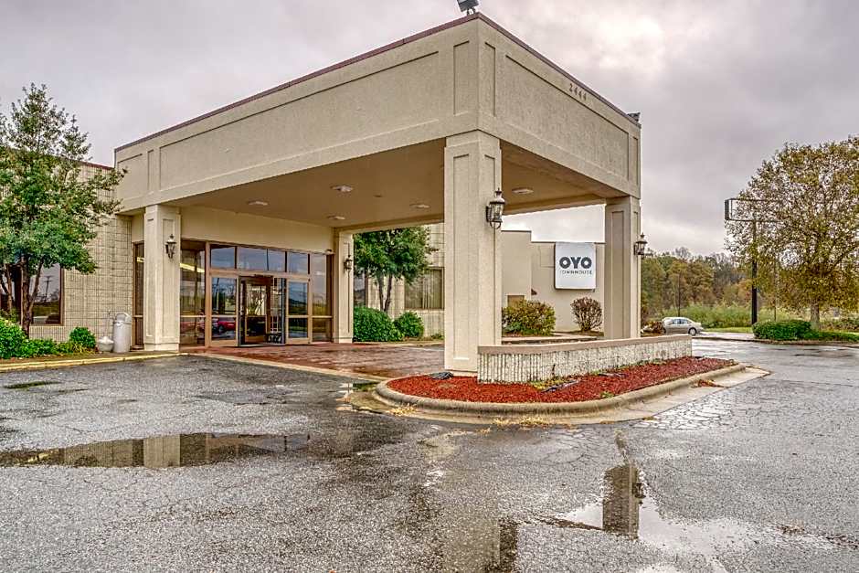 OYO Hotel Burlington South