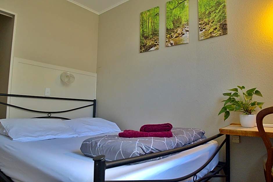 Ariki Backpackers