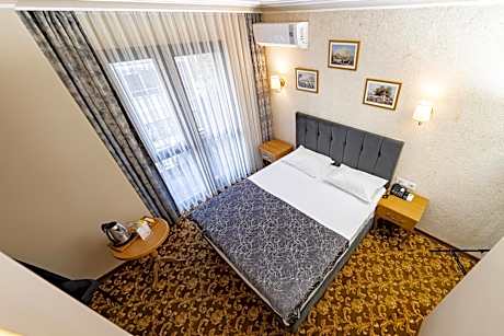 Single Room with Balcony