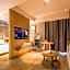 V8 Ziyuangang Hotel