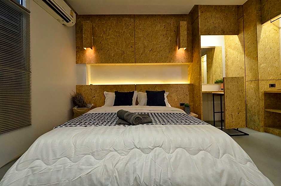 Hugger Guest House
