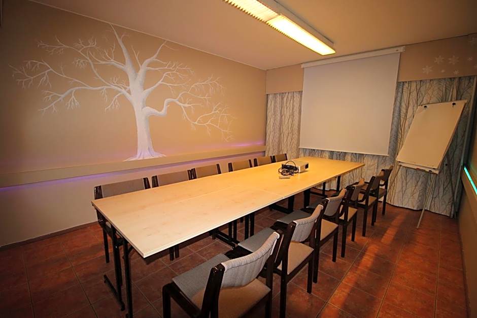 Hotel Aakenus