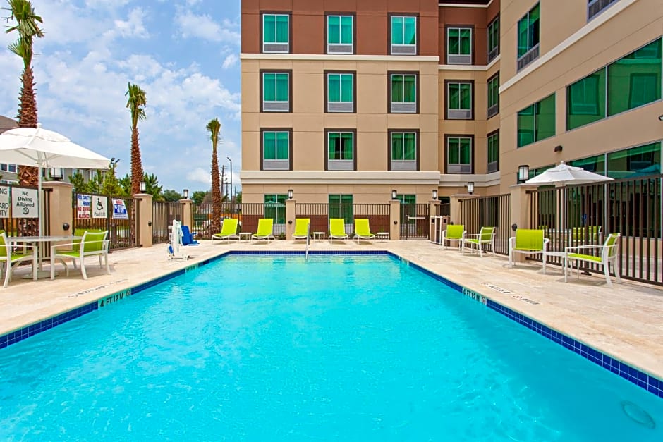 Holiday Inn Express & Suites Houston SW - Medical Ctr Area, an IHG Hotel