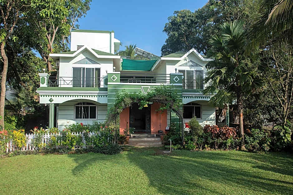 Ghanvatkar Bunglow Resort