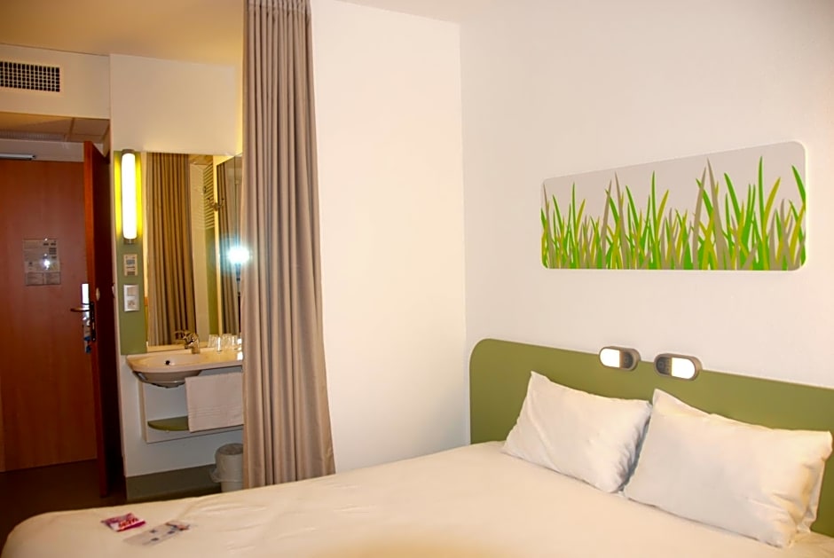 Ibis Budget Roanne Hotel