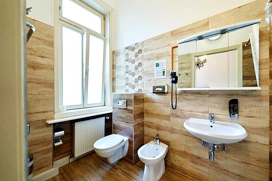 Hotel Pension Baron am Schottentor