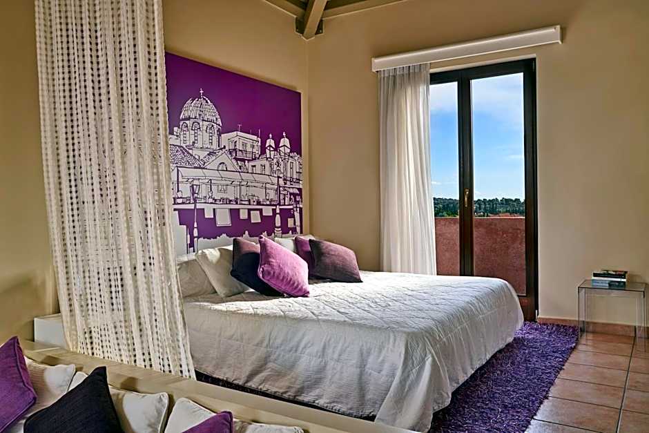 Angelina Boutique Escape
