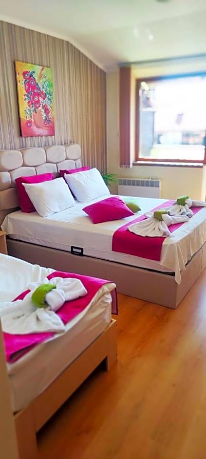 Cedar Lodge 3/4 Apartment Paradise