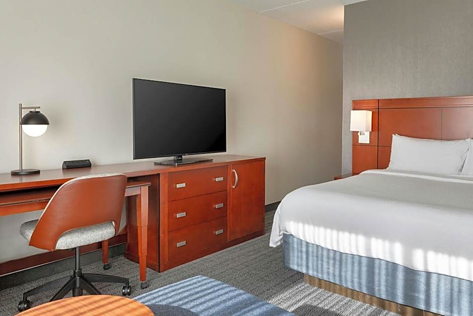 Courtyard by Marriott Boston Norwood/Canton