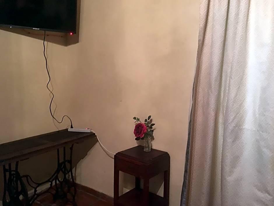 Hostal Doña Carlota Hotel