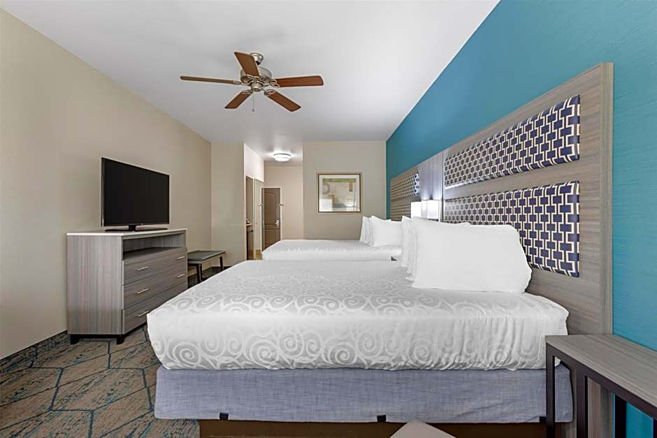 Best Western Plus Wasco Inn & Suites