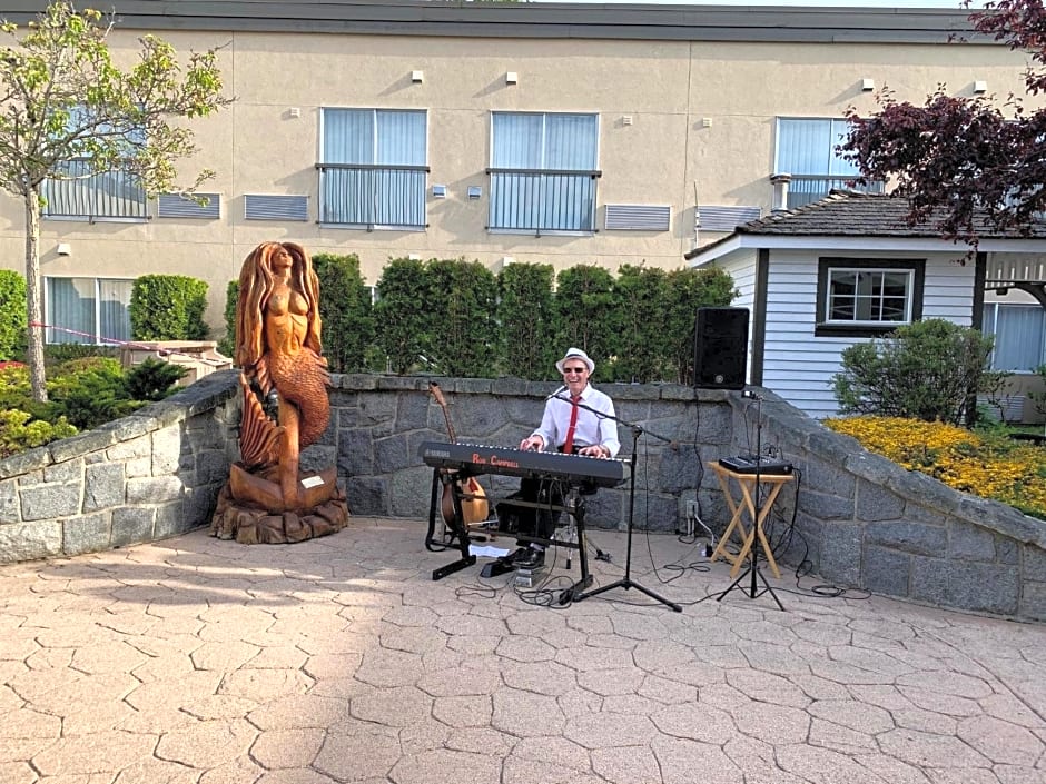 Powell River Town Centre Hotel