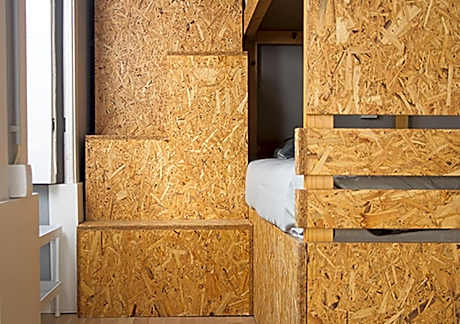 Single Bed in Mixed Dormitory Room