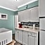 Panoramic beachfront Suite