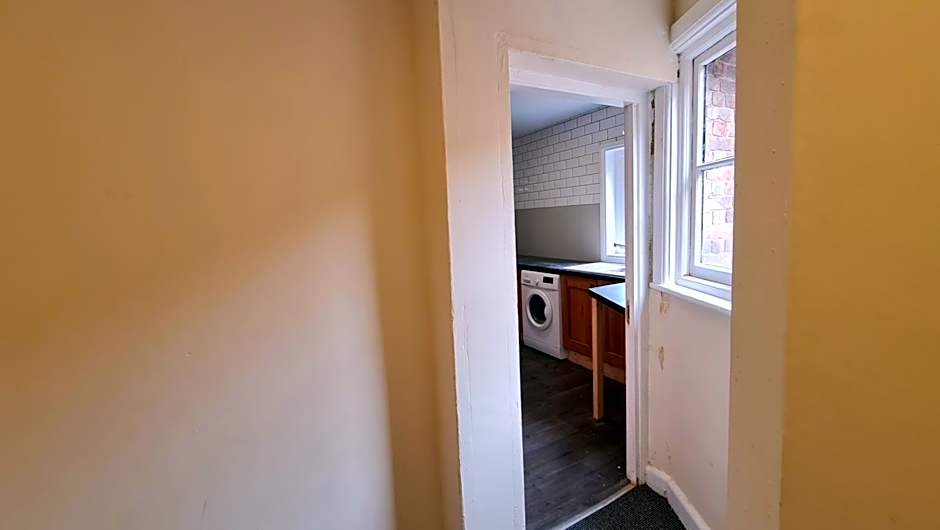 Grace Apartments - Living Rock