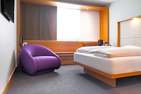 Deluxe Double Room with Extra Bed