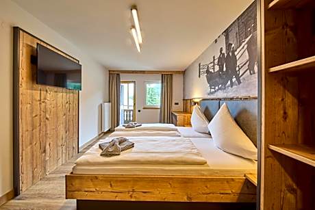 Triple Room with Balcony