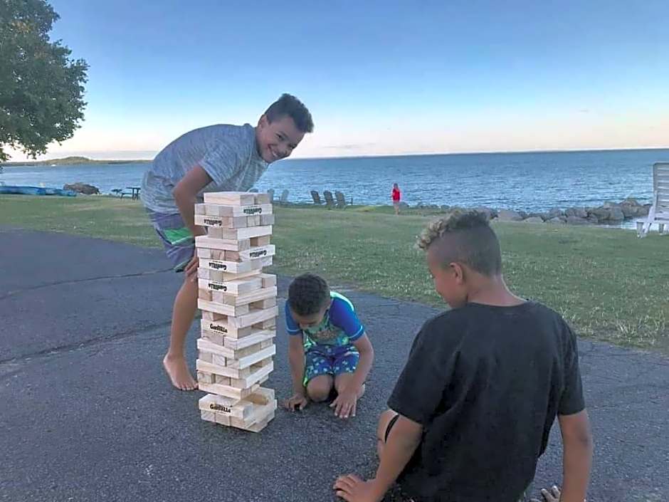 Baymont by Wyndham St. Ignace Lakefront
