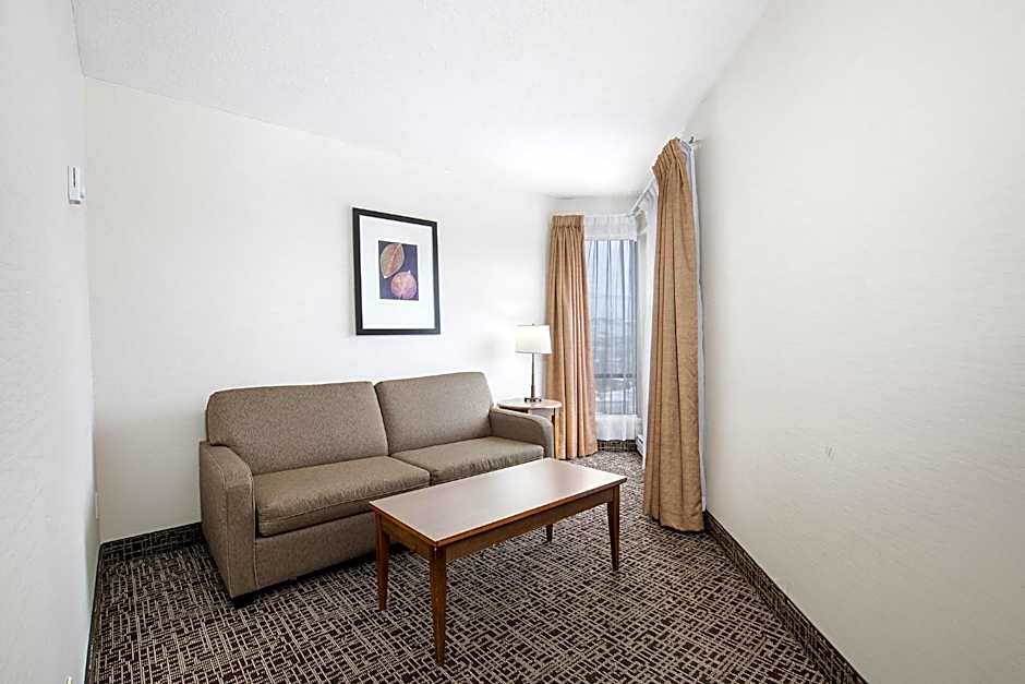 Ramada by Wyndham Kamloops