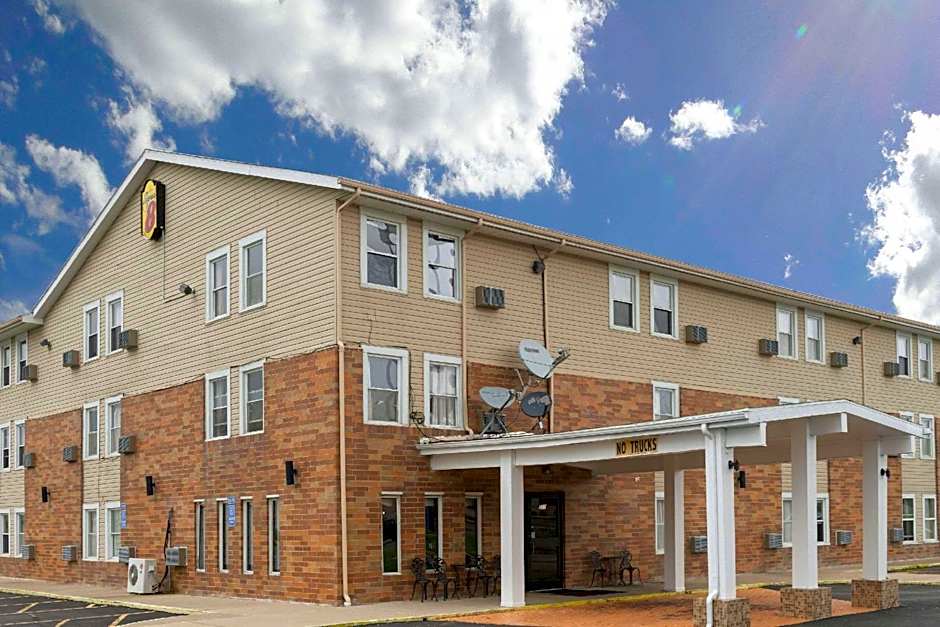 Motel 6 Litchfield, IL