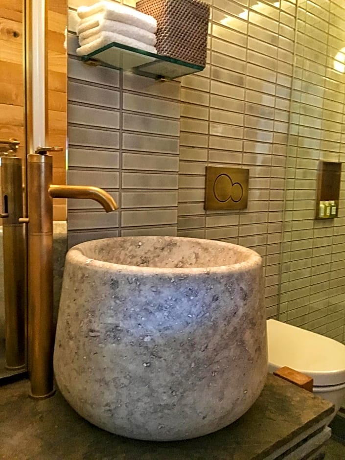 MADE Hotel
