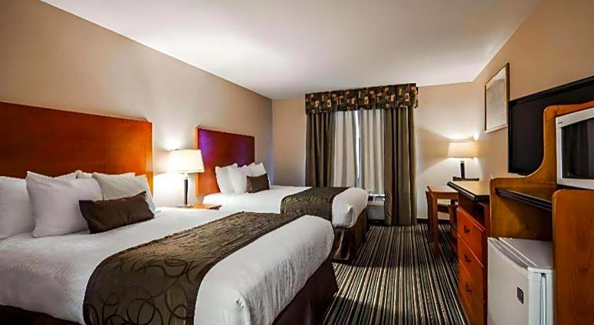 Best Western Plus Twin View Inn & Suites