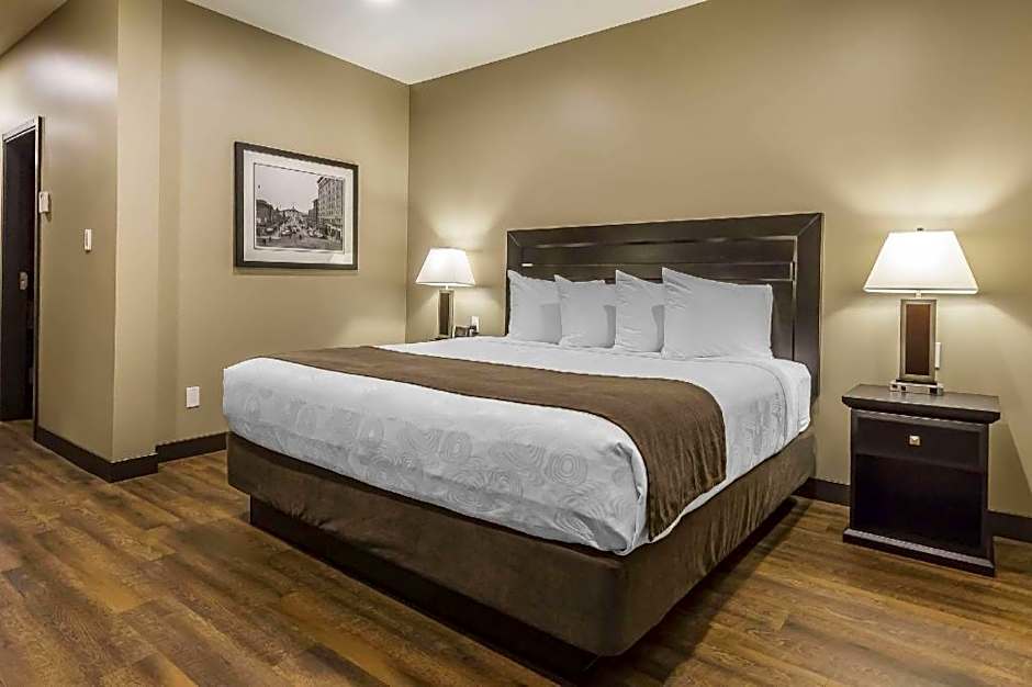 Quality Inn & Suites Saskatoon