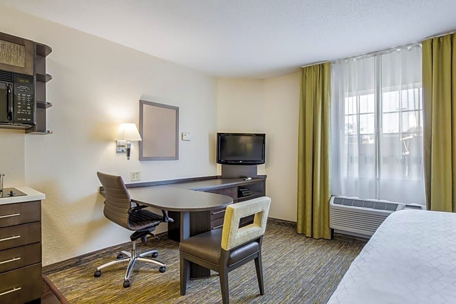 Candlewood Suites Virginia Beach-Norfolk