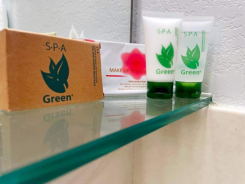 Whispering Pines Lodge